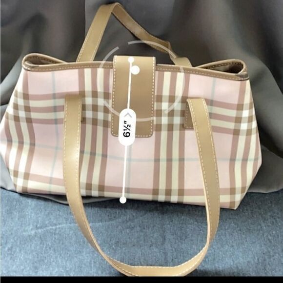 FINAL PRICE FLASH SALE🔥 AUTHENTIC VINTAGE BURBERRY PINK NOVA CANDY SHOULDER BAG - Picture 3 of 12